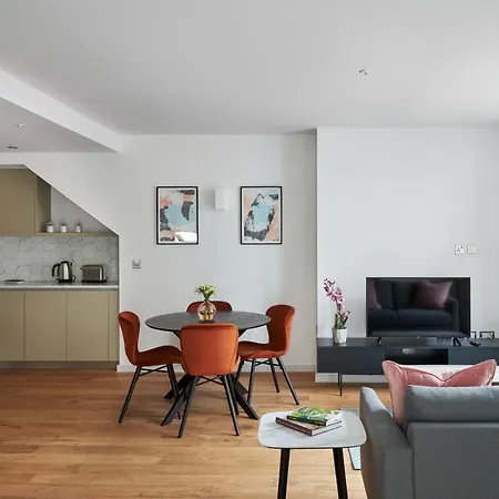 Hammersmith Mews By Viridian Apartments London Exterior photo